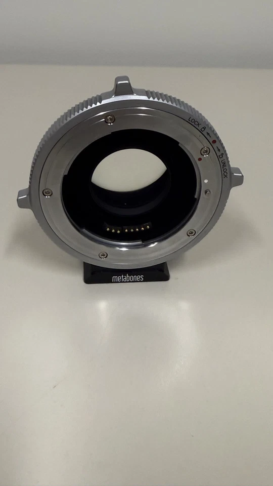 Metabones T Speed Booster Ultra 0,71x Adapter für Canon EF Objektiv mit Tasche - Bild 2 von 4