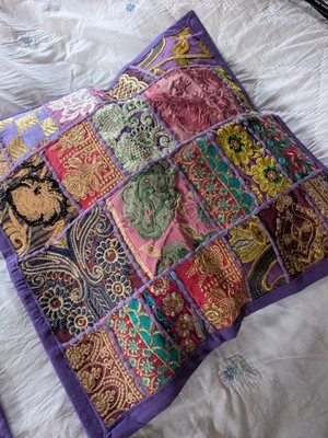 2 Vintage Kissenbezüge Patchwork Goldfaden Stickerei Perlen Ethno + Reißverschluss NEU