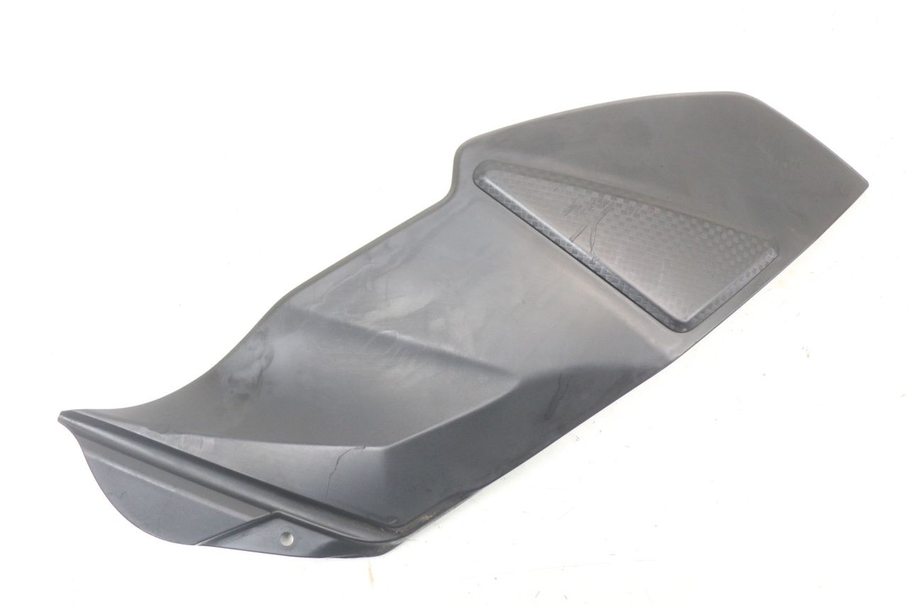 TAPA BASTIDOR DERECHA - SUZUKI GSR 750 (2011 - 2017)