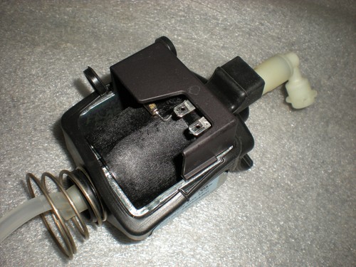OEM Delonghi Nespresso Lattissima One EN510B Machine Ulka E EN4FM Water Pump - Picture 5 of 7