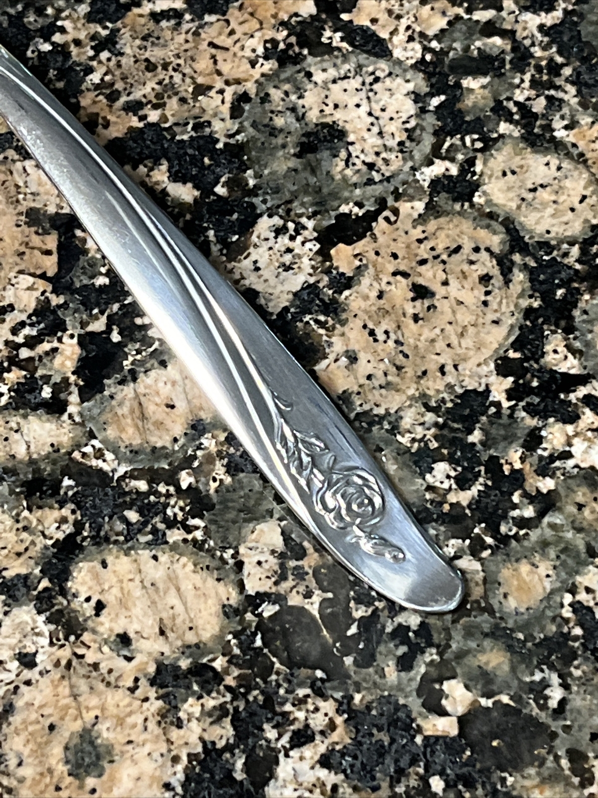 Oneida Roseanne NEW Stainless Silverware Flatware YOUR CHOICE Rose eBay