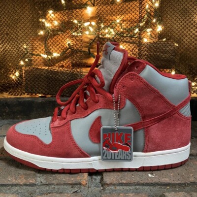 nike sb dunks unlv
