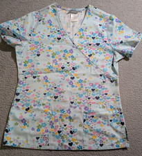 SB Scrub Women s Blue Floral Hearts Short Sleeve Medical Scrub Top / Size XS