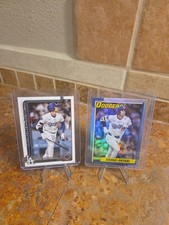 2 Shohei Ohtani Cards Topps MLB LA Dodgers U90-33 US84