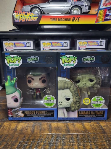 Funko Pop! Digital-Freddy Funko as Beetlejuice &  Barbara Maitland GITD Bundle
