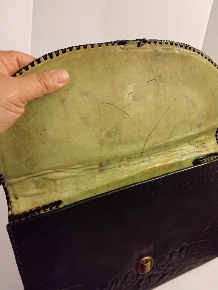 Vintage Feito à Mão Couro Floral... Fora Ótima Forma... Precisa de Amor - Imagem 2 de 4