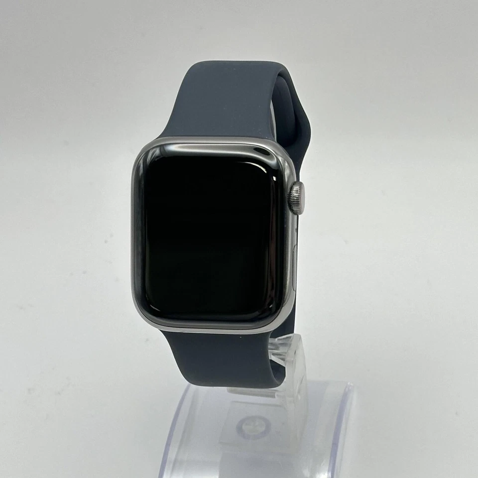 Apple Watch Series 8 41mm Stainless Steel Graphite - GREAT CONDITION - Image 4 of 4