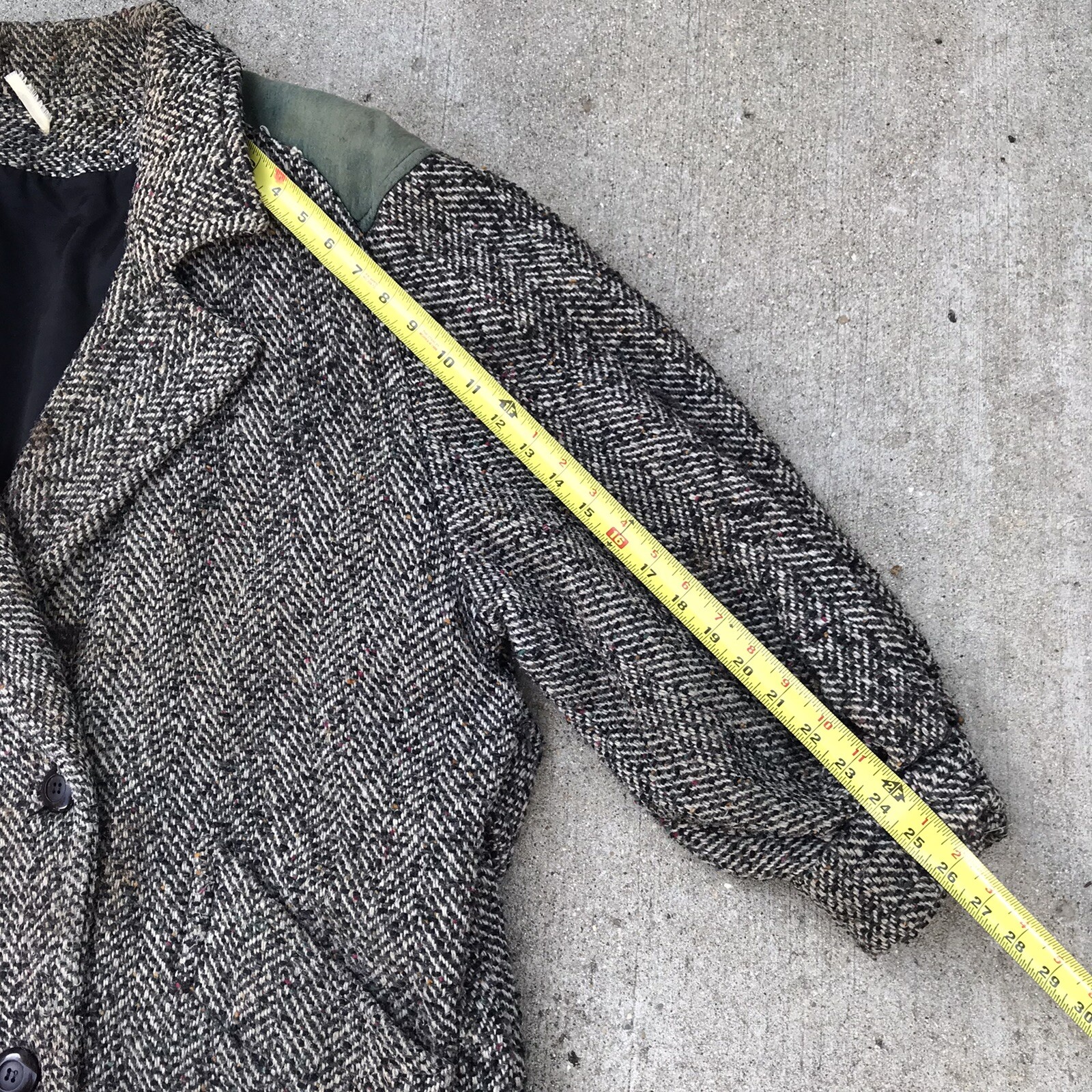 Vintage Women’s Tweed Jacket Made in Canada Size 40 6… Gem