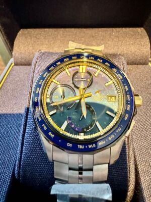 Casio Oceanus OCW-S7000A-2AJF Silver Titanium Band with Blue