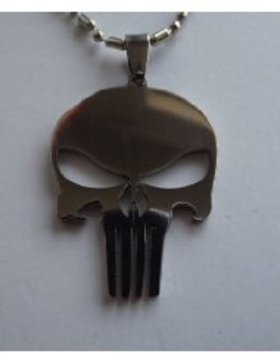 パニッシャー　ネックレストップ　MARVEL パニッシャー ネックレストップ MARVEL