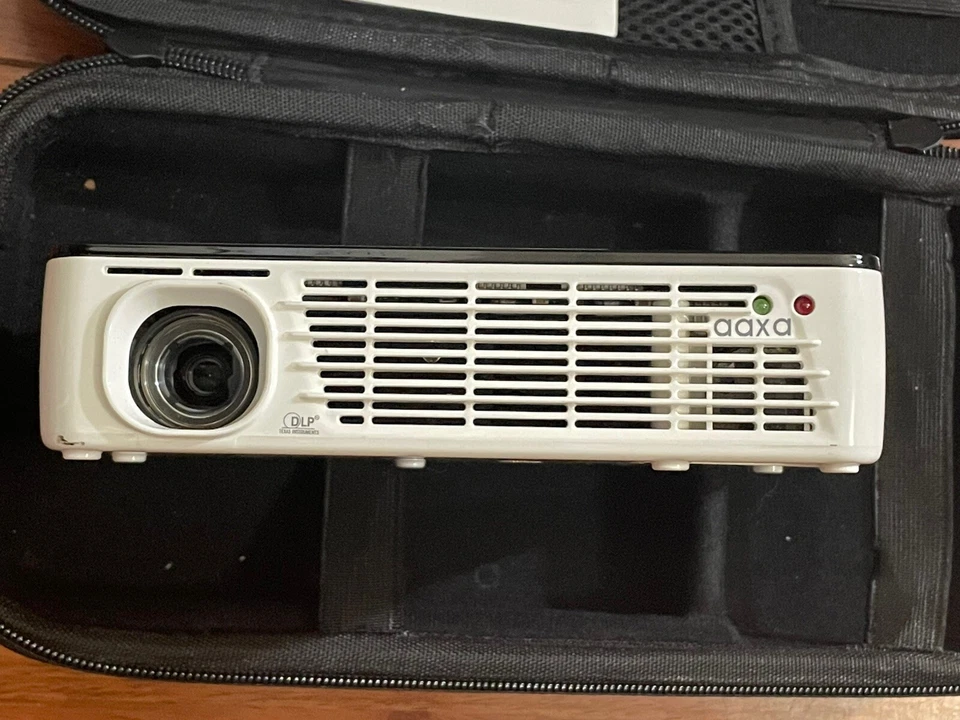 aaxa P300 Neo Led pico projector Pls Read - image 2 of 4
