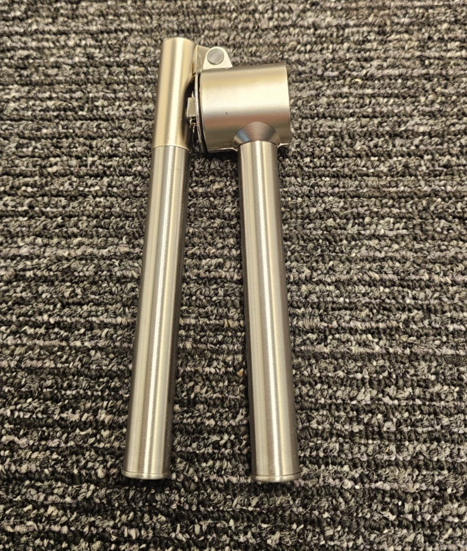 (QTY 2) Multipurpose Use Stainless Steel Garlic Press 18/10 Replacement
Opens in a new window or tab