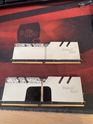 G.Skill Trident Z Royal DIMM 32GB DDR4-3200 Kit Arbeitsspeicher