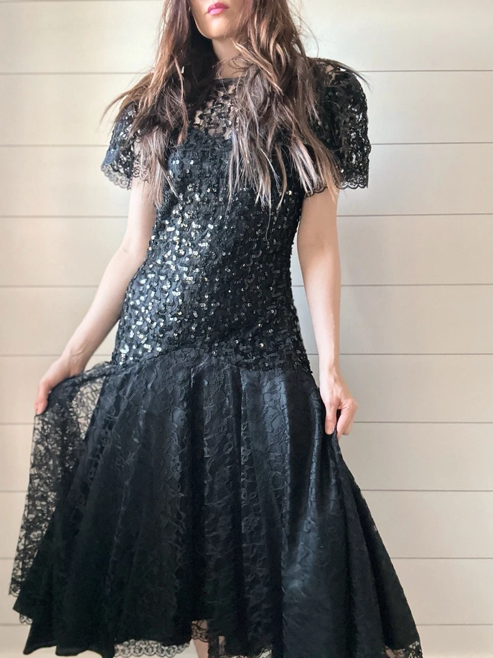 Vestido formal de lentejuelas corpiño de graduación cintura caída gótico Lilith oscuro de la década de 1980  Foto 3 de 4