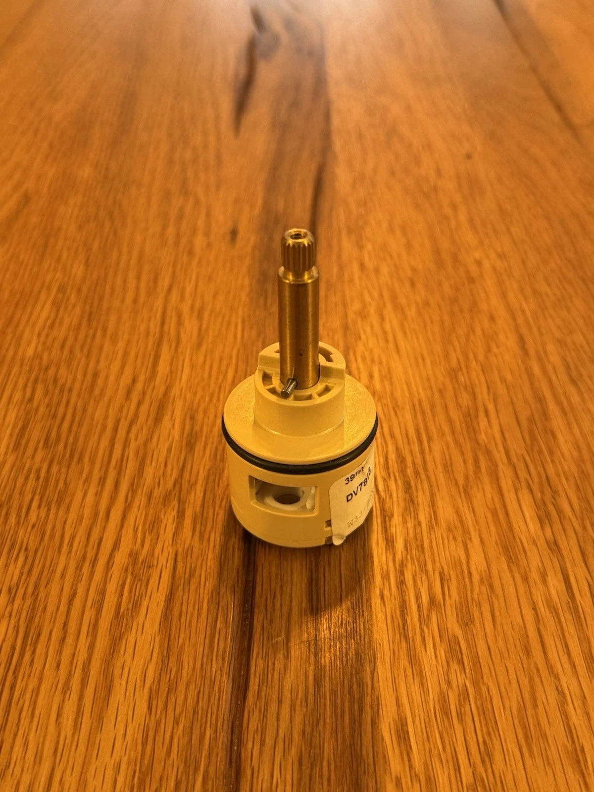 DV7816 39mm 4 Way Shower Diverter Cartridge 81mm In Total Length - Brand New 2