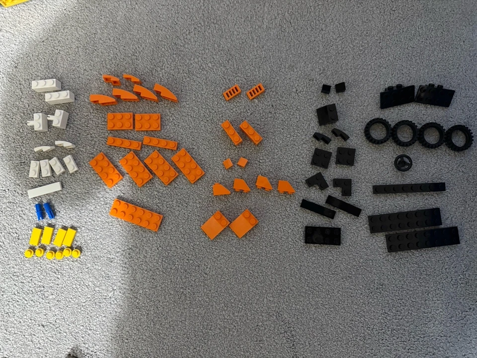 LEGO Creator 31017 Sunset Speeder, photo 4 of 5