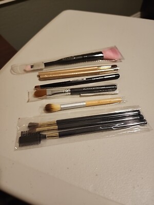 Various Eye Face Concealer Brushes X 9