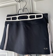 champion sport skirt For Youth Girls. Size: Medium. Black