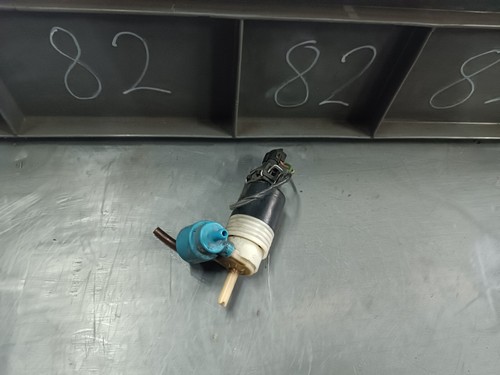 Original VW Golf III 1H Waschwasserpumpe Wischwasserpumpe 1H6955651