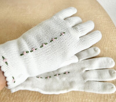 Vintage 1960s Ivory Rose Buds Knit Gloves Size M Pink Roses Rosettes Flowers
