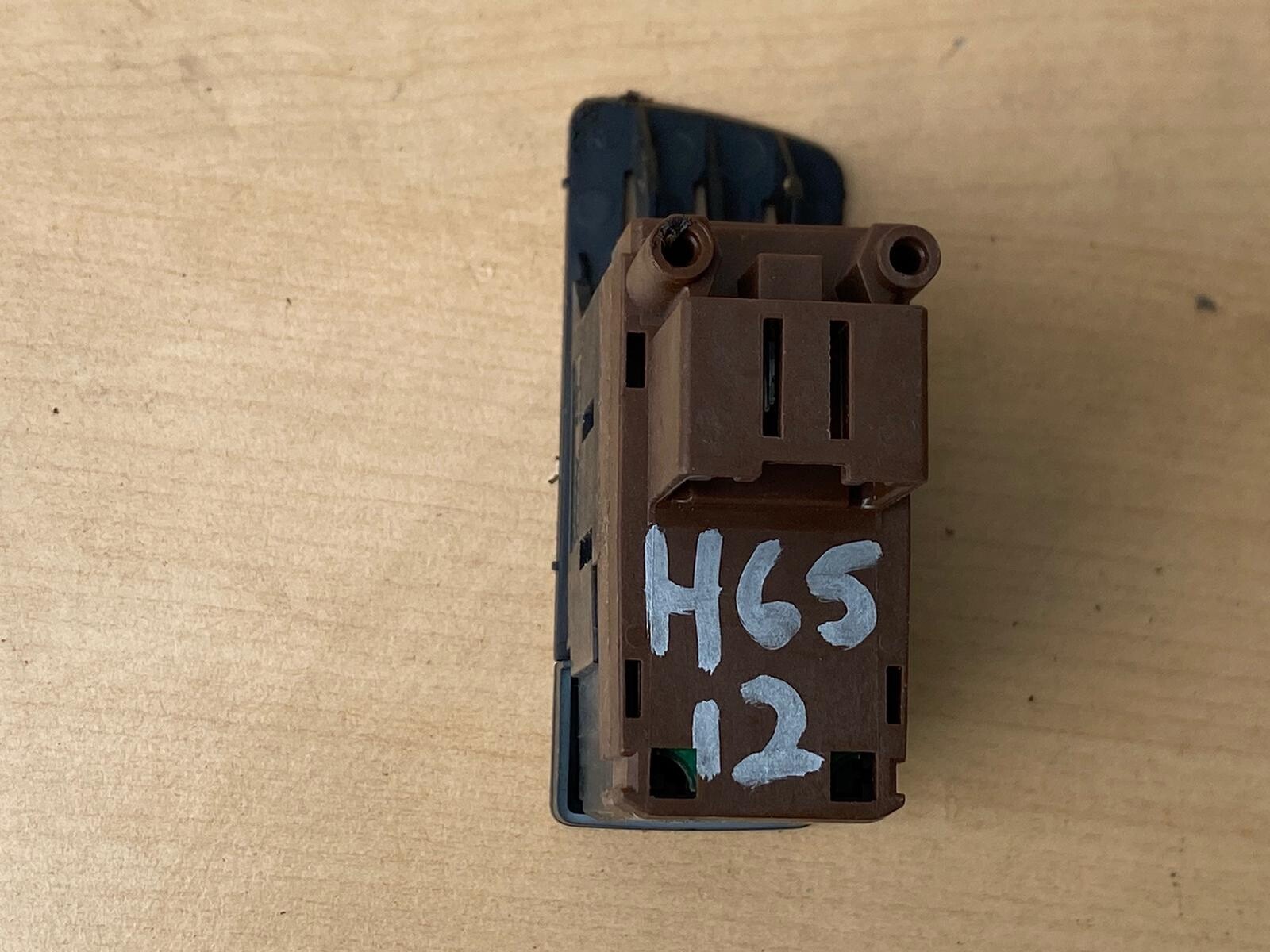 Audi Rs5 Rear Spoiler Control Button Switch 8K2927521 for sale