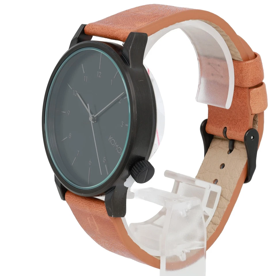 Relógio de quartzo masculino Komono Winston 42 mm mostrador preto e pulseira de couro marrom W2253 - Imagem 2 de 3