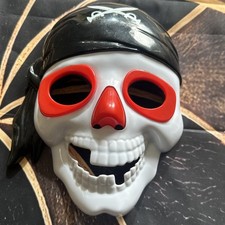 Light Up Pirate Skull Mask