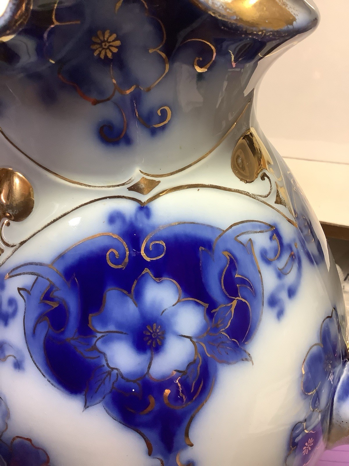 MT1044 Myott Son & Co Large Semi Porcelain English Blue Flow Pitcher W/Gold Trim