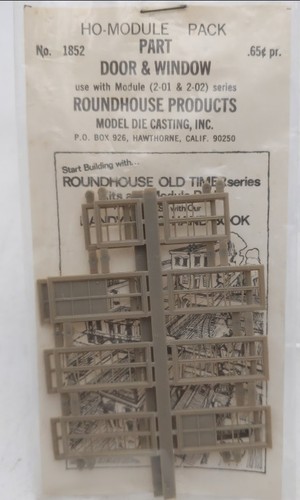 Roundhouse 1852 Escala HO Parte Uso Puerta y Ventana con Paquete de Módulos Serie (2-10/2-20) | Zustand: Used