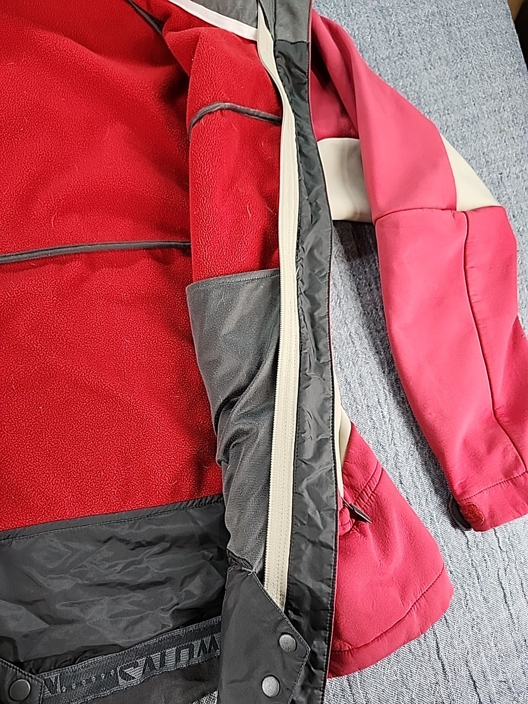 Vintage Salomon Lightweight Softshell Jacket Men'… - image 3