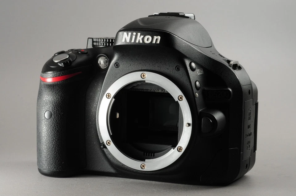 US Duty Paid SC 6% Mint Nikon D5200 24.1MP DSLR Camera Black Battery #4039 - Image 2 of 4