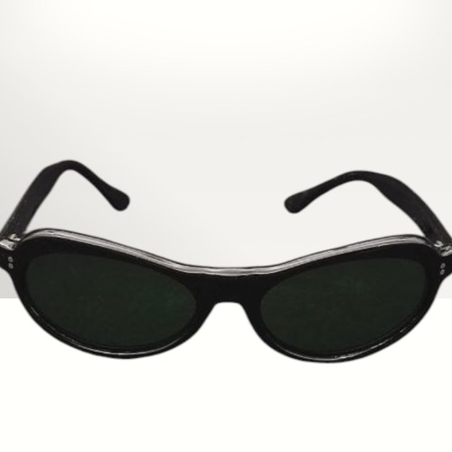 Vintage Black Oval Cat Eye Sunglasses Dark Green Lenses Classic Retro 90s Unisex