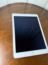 Apple iPad Air 2 (9.7”) - Argento - 16GB - Wi-Fi - Perfettamente Funzionante