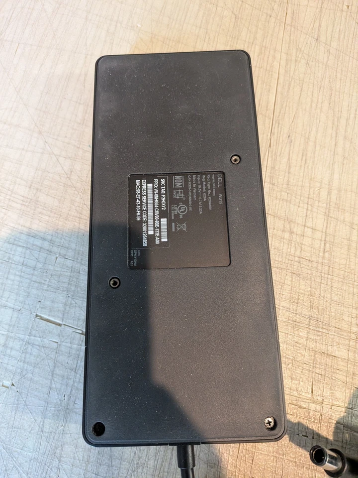 Base Dell WD19 Performance USB-C con fuente de alimentación, funciona perfectamente  Foto 4 de 4