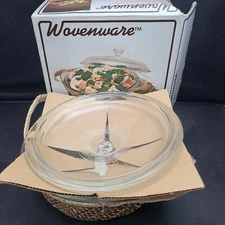 Vintage Wovenware 2 Qt Glasbake Ovenware Oval Covered Dish Woven Basket Carrier