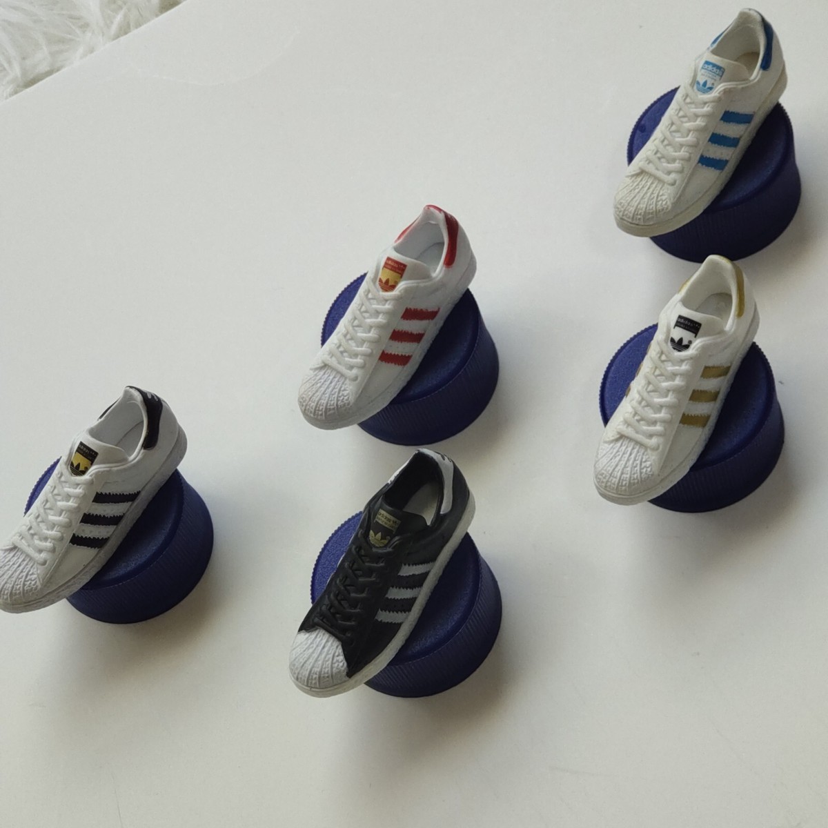 adidas×PEPSI ボトルキャップ 110個 スニーカー アディダス adidas×PEPSI ボトルキャップ 110個 スニーカー アディダス