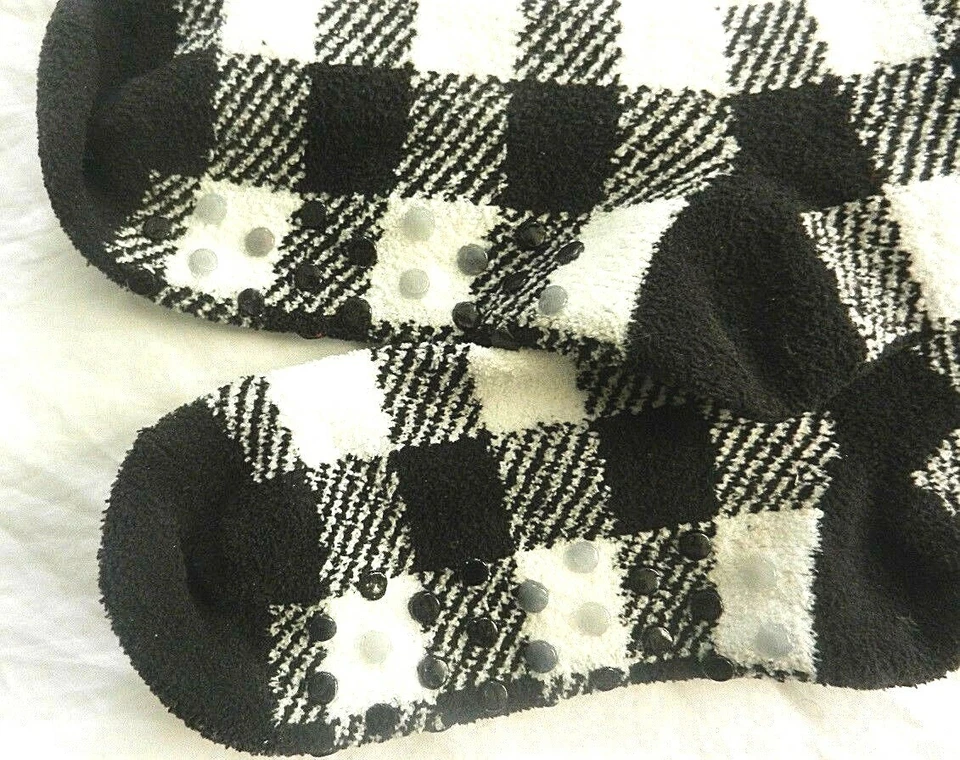 Calcetines Zapatilla Niñas Sonoma Blanco y Negro Suelas Antideslizantes Talla 9 a 11 Foto 3 de 4