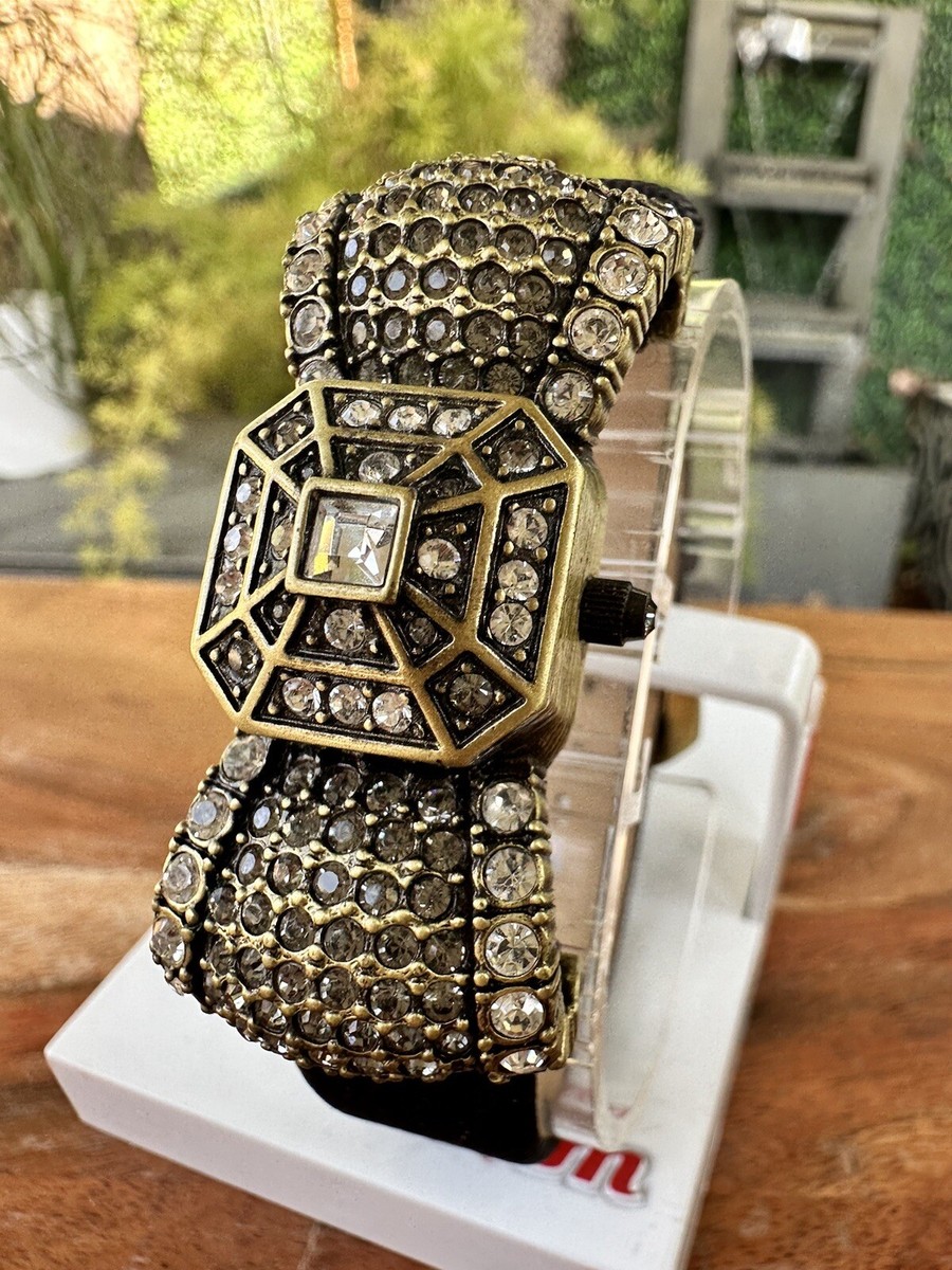 VINTAGE SIGNED HEIDI DAUS SWAROVSKI CRYSTALS RUNNING WATCH  display picture 2
