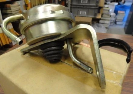 道奇 COLT SHIFT ACTUATOR ASSEMBLY MD710090 适用于 1986 - 1994 年道奇/普利莫特 COLT — 第 2/3 张图片