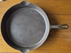 EARLY GRISWOLD ERIE #12 CAST IRON SKILLET-BEAUTIFUL-VINTAGE-CLASSIC!
