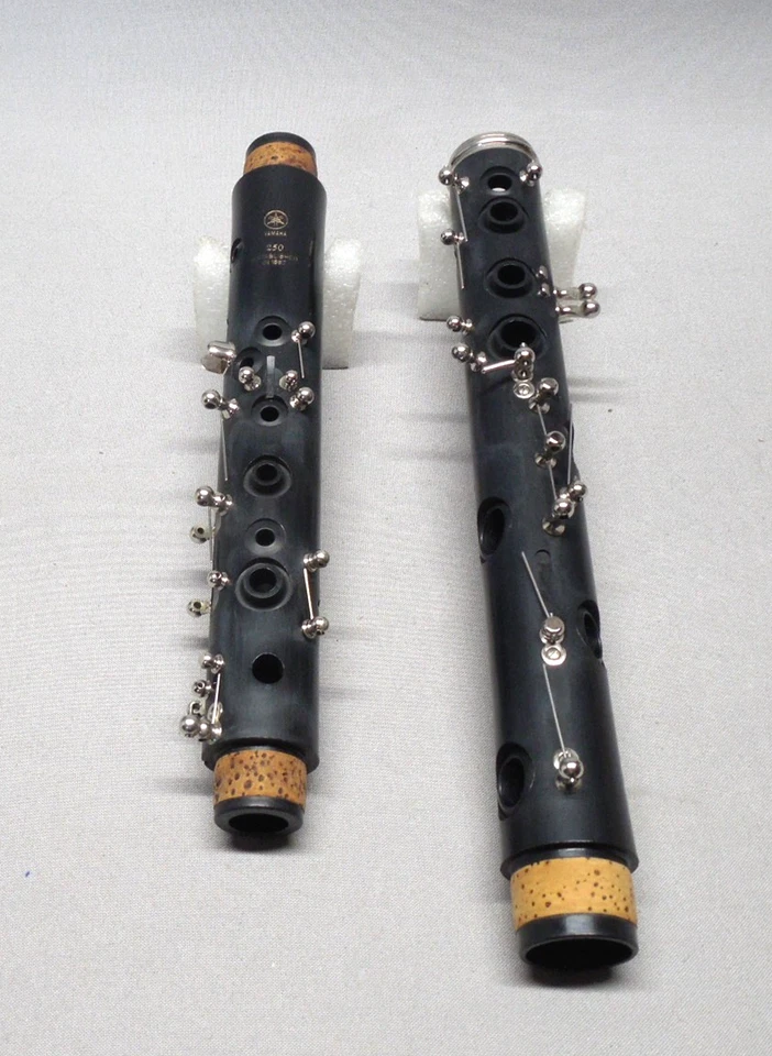 Clarinete Yamaha YCL-250 con estuche y Yamaha MP - Limpio, reacondicionado garantizado Foto 3 de 4