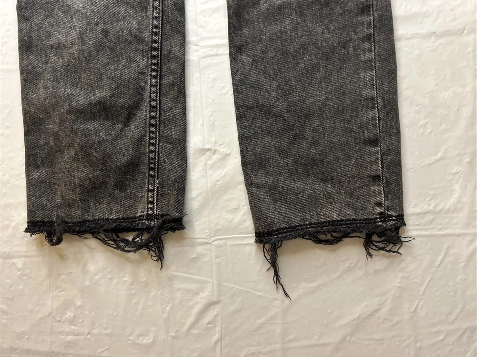 Pantalones de mezclilla Gap para niños y niñas talla 7 regulares rectos negros botones cintura ajustable Foto 3 de 4