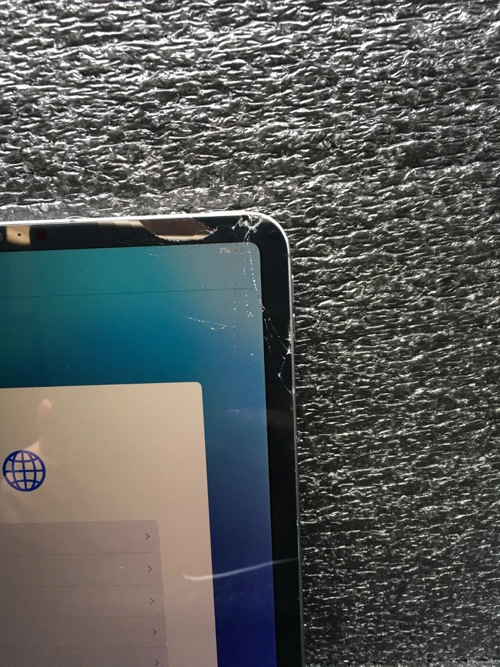 Apple iPad Pro 11-inch (Wi-Fi & Cellular) 8GB RAM 256GB SSD MHMV3LL/A A2301 - Image 2 of 4