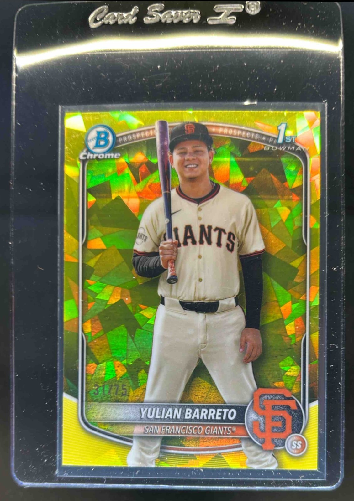 2025 Bowman Chrome Sapphire Yulian Barreto Yellow Refractor 1st #31/75