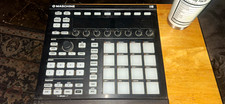 Native Instruments Maschine MK2 Black MIDI Controller, USB, MIDI In/Out