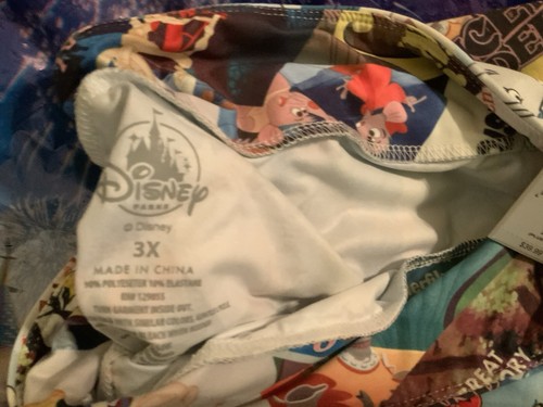 Disney Parks klassische Filmposter Leggings Größe 3XL neu mit Etikett nicht mehr produziert - Bild 2 von 8