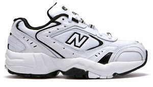 white new balance shoes