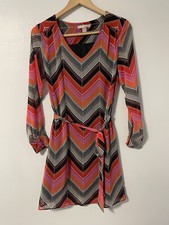 Banana Republic Chevron Chiffon Mini Dress Orange Pink Black Zig Zag V-Neck Sz 2