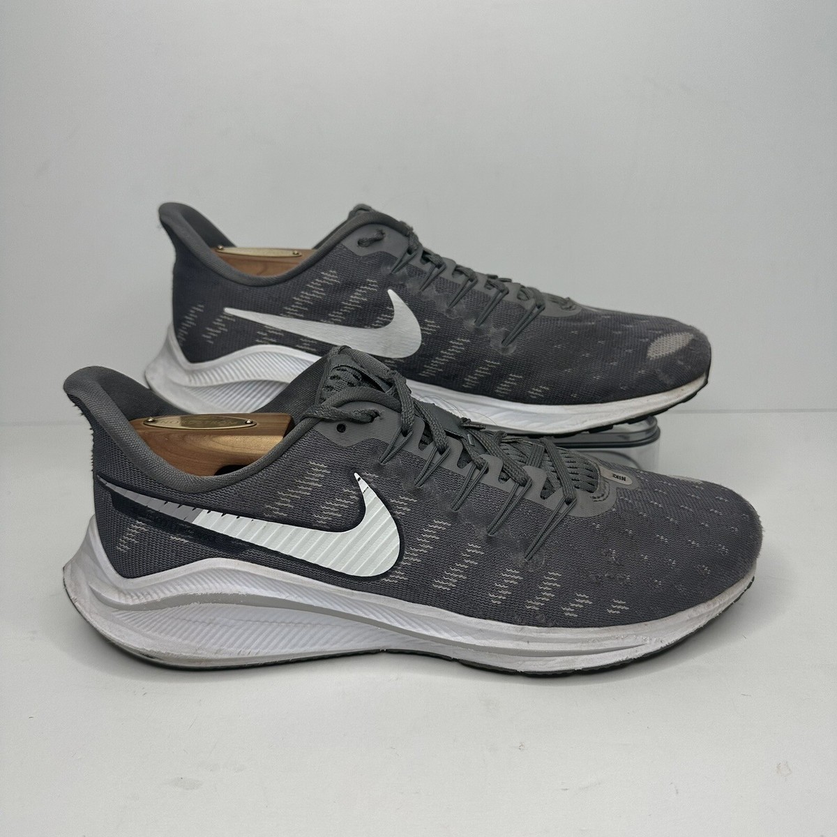 Nike Air Zoom Vomero 14 Gunsmoke Mens Size 7 Gray Running  display picture 3