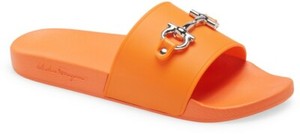 100% AUTHENTIC NEW MEN FERRAGAMO GROOVE 11 ORANGE SLIDE LEATHER SANDALS US 9 D